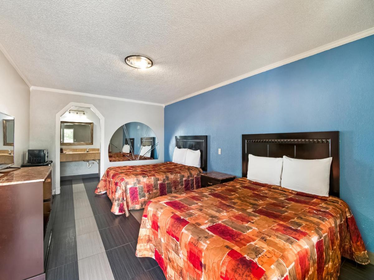 Oyo Hotel Houston I-69 & I-610 외부 사진