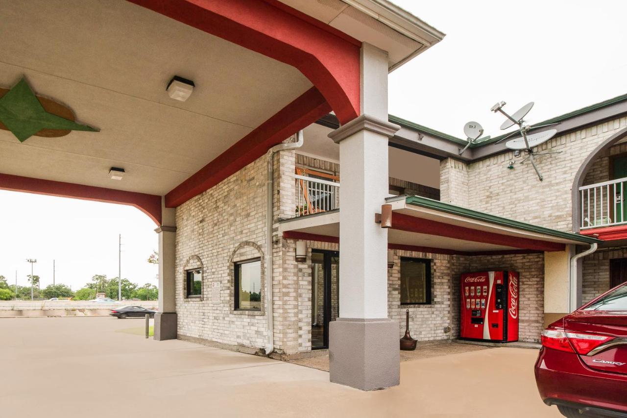 Oyo Hotel Houston I-69 & I-610 외부 사진